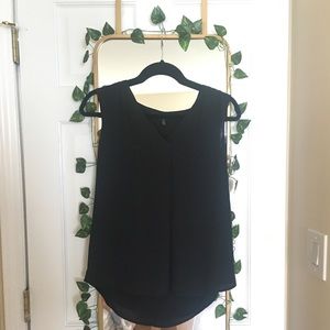 White House Black Market V-neck Top (US 2)